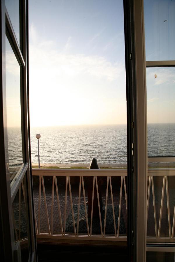 Strand-Hotel Seenelke วิลเฮล์มฮาเฟน ภายนอก รูปภาพ